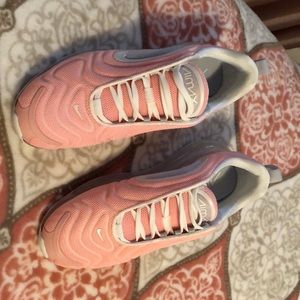 Nike air max’s 720